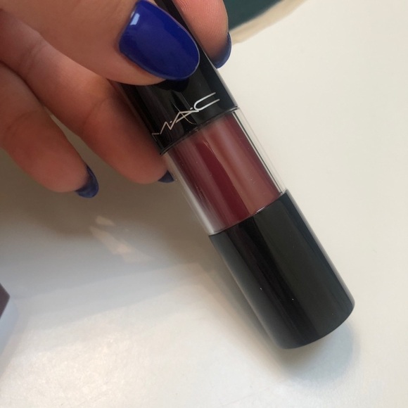 NIB MAC CREAM LIP STAIN - Picture 5 of 6